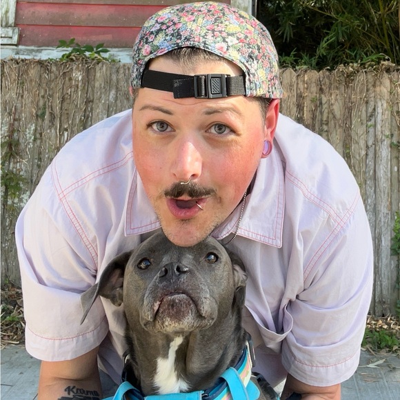 Meet your Posher, Sawyer - Picture 1 of 5